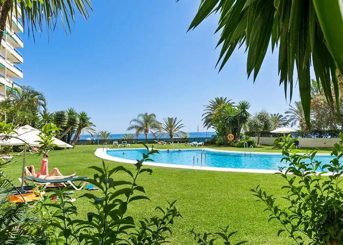 Fully Renovated Frontline Flat Апартаменты *